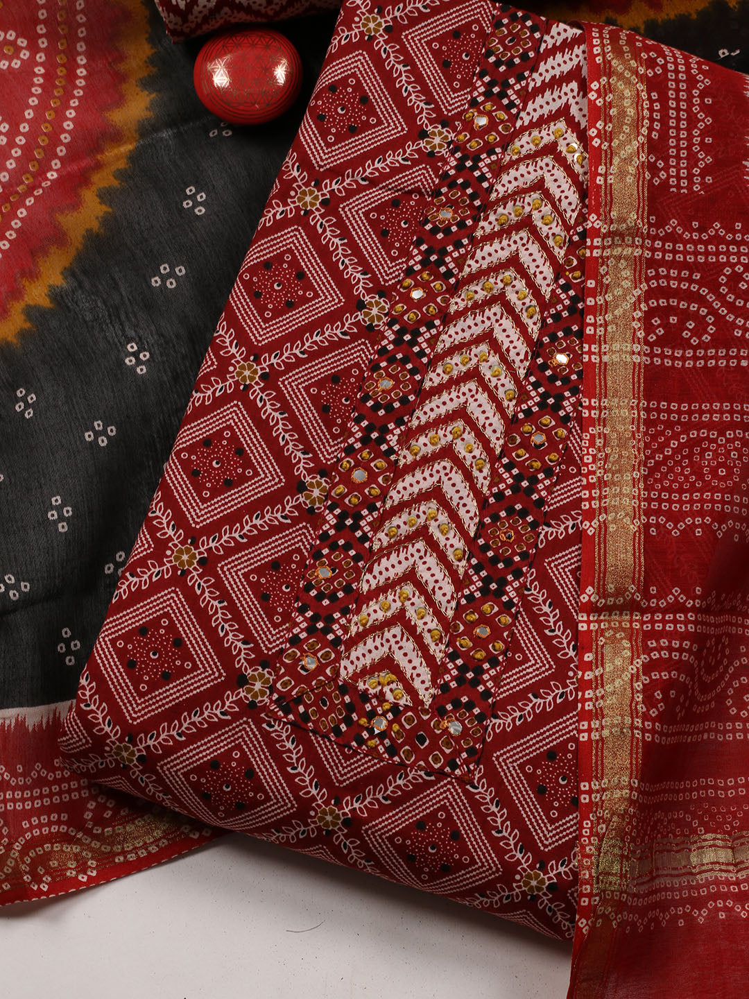 Neck Patti Cotton Blend Unstitched Suit Dupatta