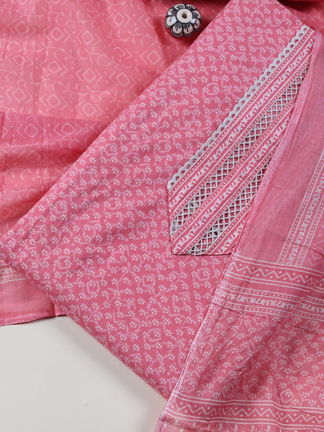 Floral Printed Cotton Blend Unstitched Suit Piece With Dupatta