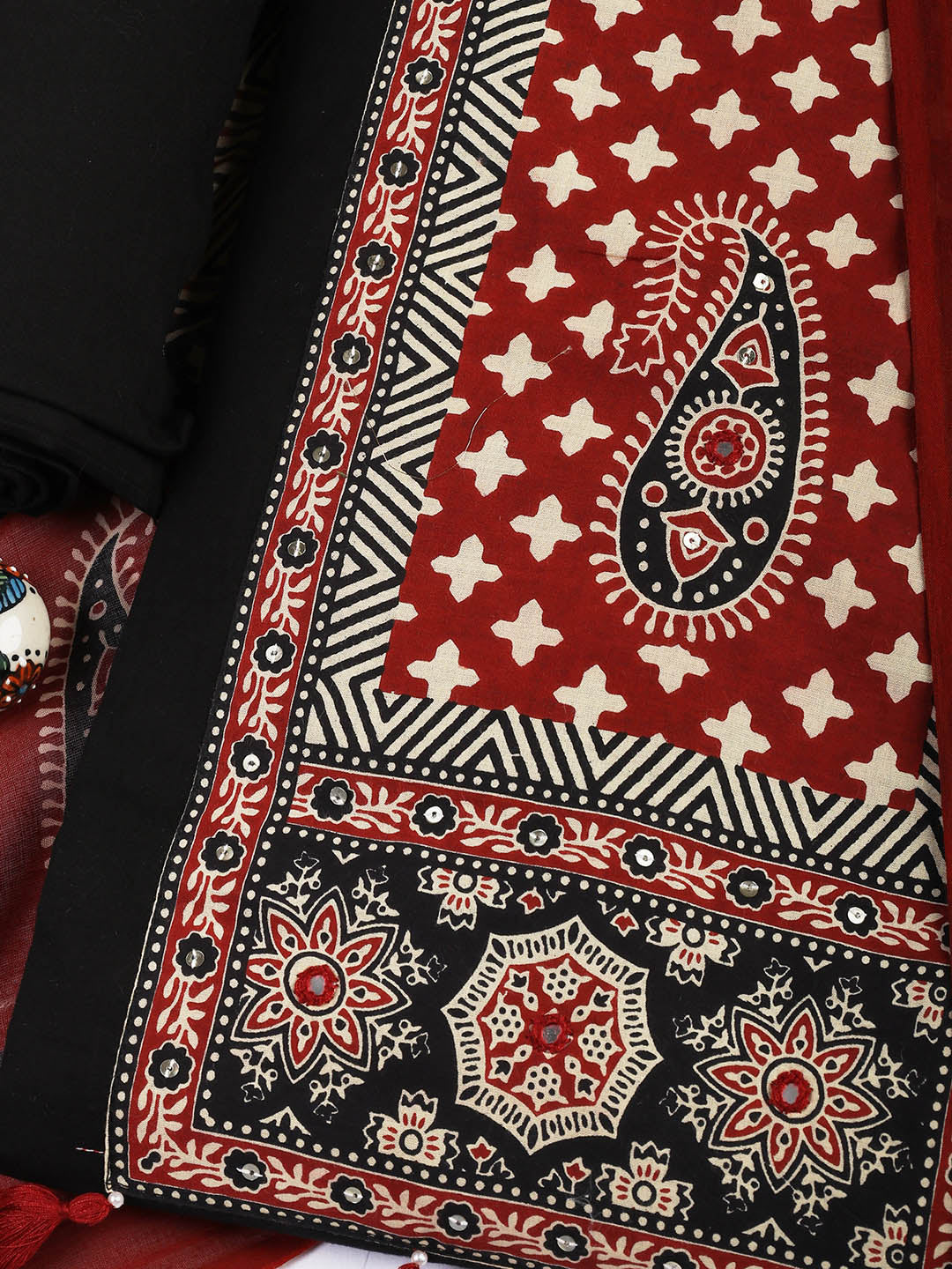 Patch Neck Cotton Blend Unstitched Suit With Dupatta