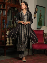 Resham Jaal Cotton Kurta With Pants & Dupatta