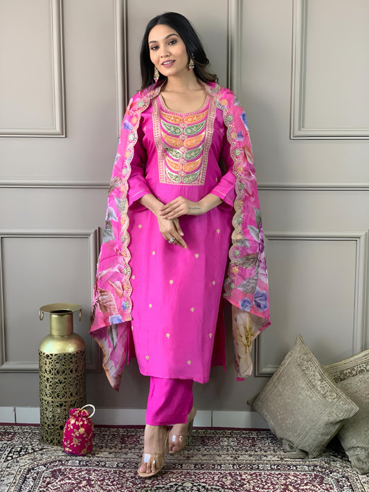 Neck Embroidered Organza Kurta With Pants & Dupatta