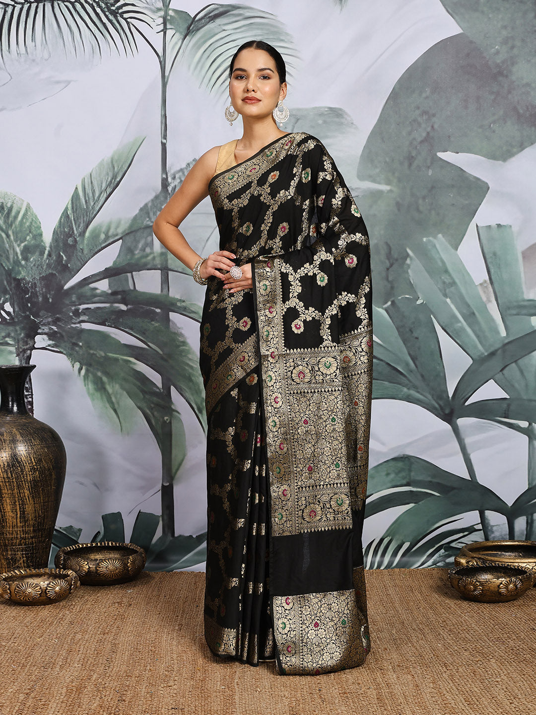 Zari Border Booti Cotton Blend Woven Saree