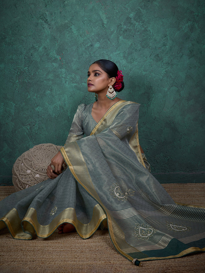 Zari Ethnic Motifs Woven Linen Saree