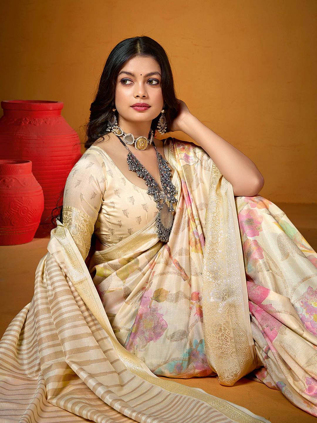 Zari Jaal Woven Art Silk Saree