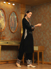 Zari Neck Embroidered Velvet Kurta With Pants