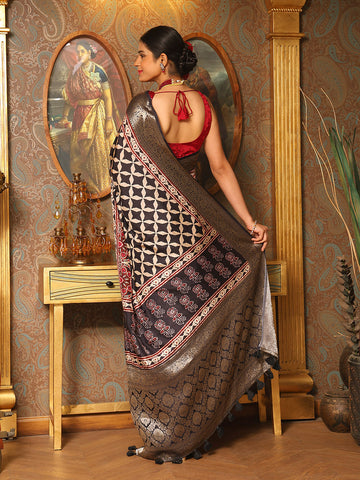 Abstract Printed Handloom Woven Saree