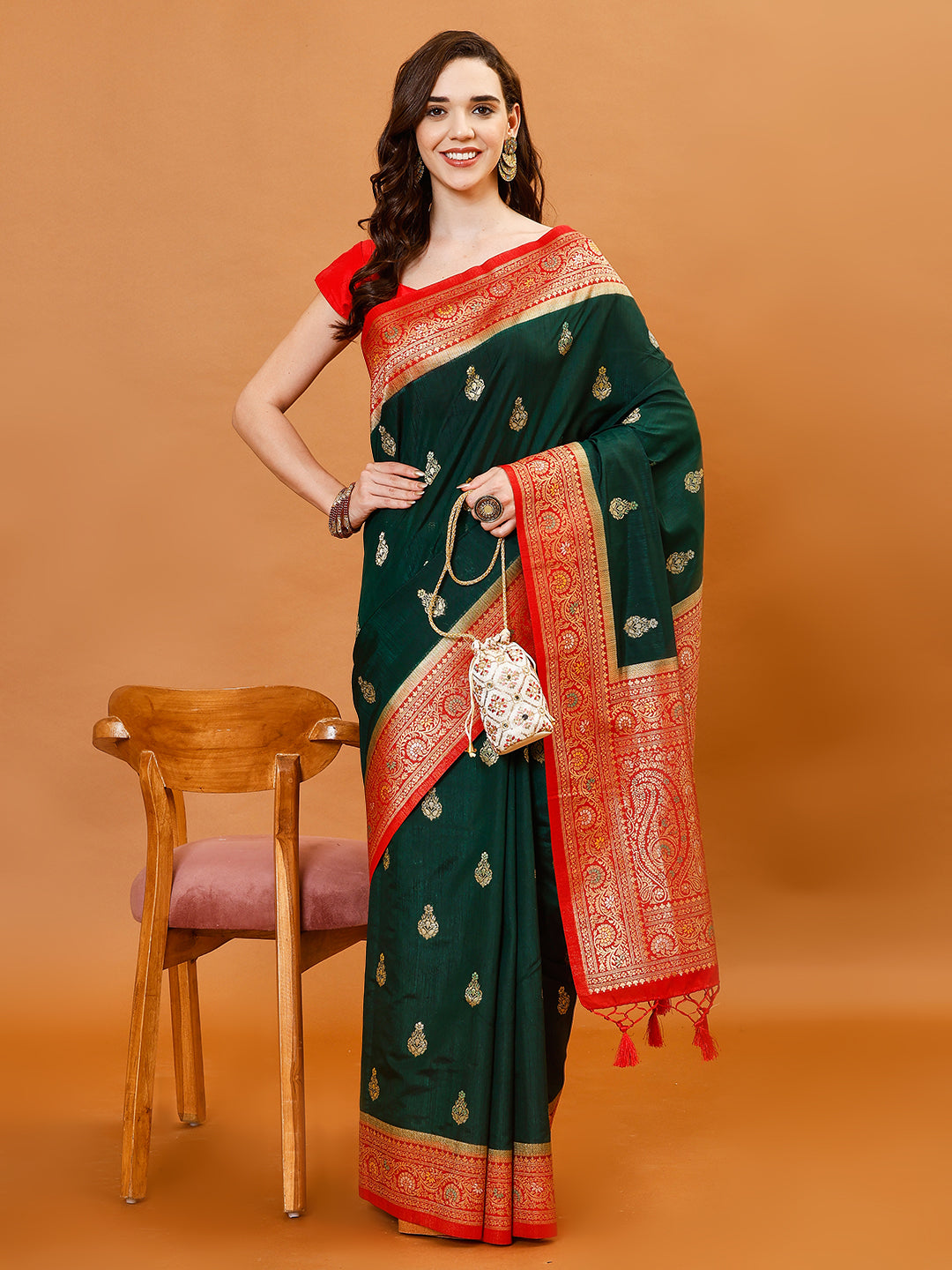 Zari Booti Handloom Woven Saree