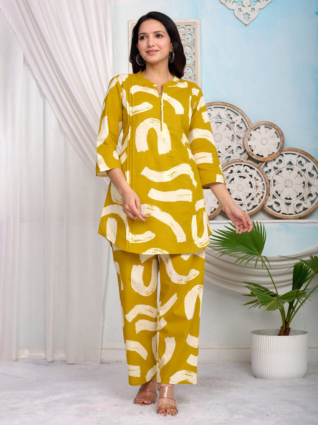 Printed Cotton Blend Kurti With Pants