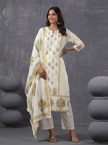 Digital Floral Printed Cotton Blend Kurta With Pants & Dupatta