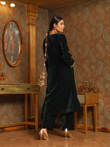 Zari Neck Embroidered Velvet Kurta With Pants