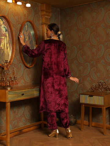 Zari Neck Embroidered Velvet Kurta With Pants