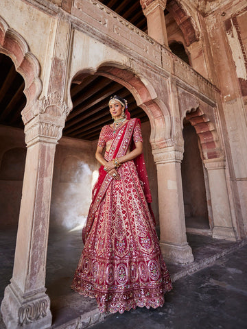 Zari Embroidered Banarasi Choli With Lehenga & Dupatta