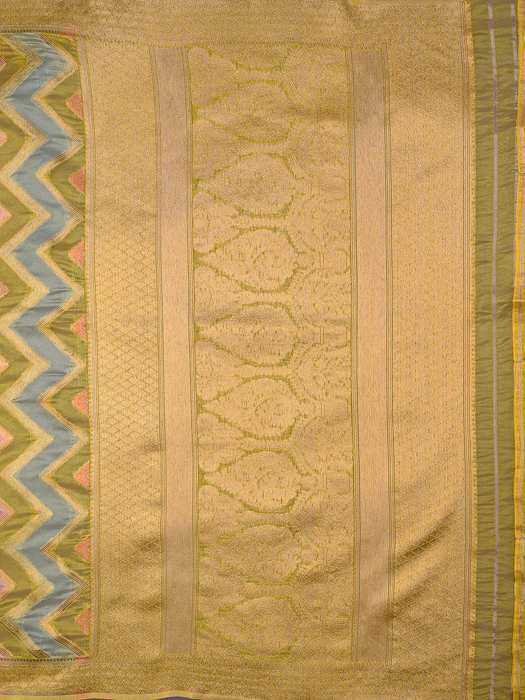 Zari Jaal Cotton Woven Saree