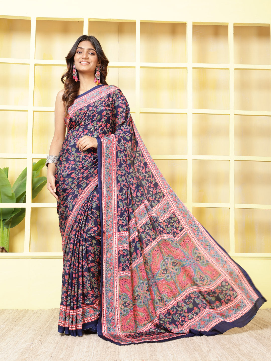 Floral Printed Crepe Saree