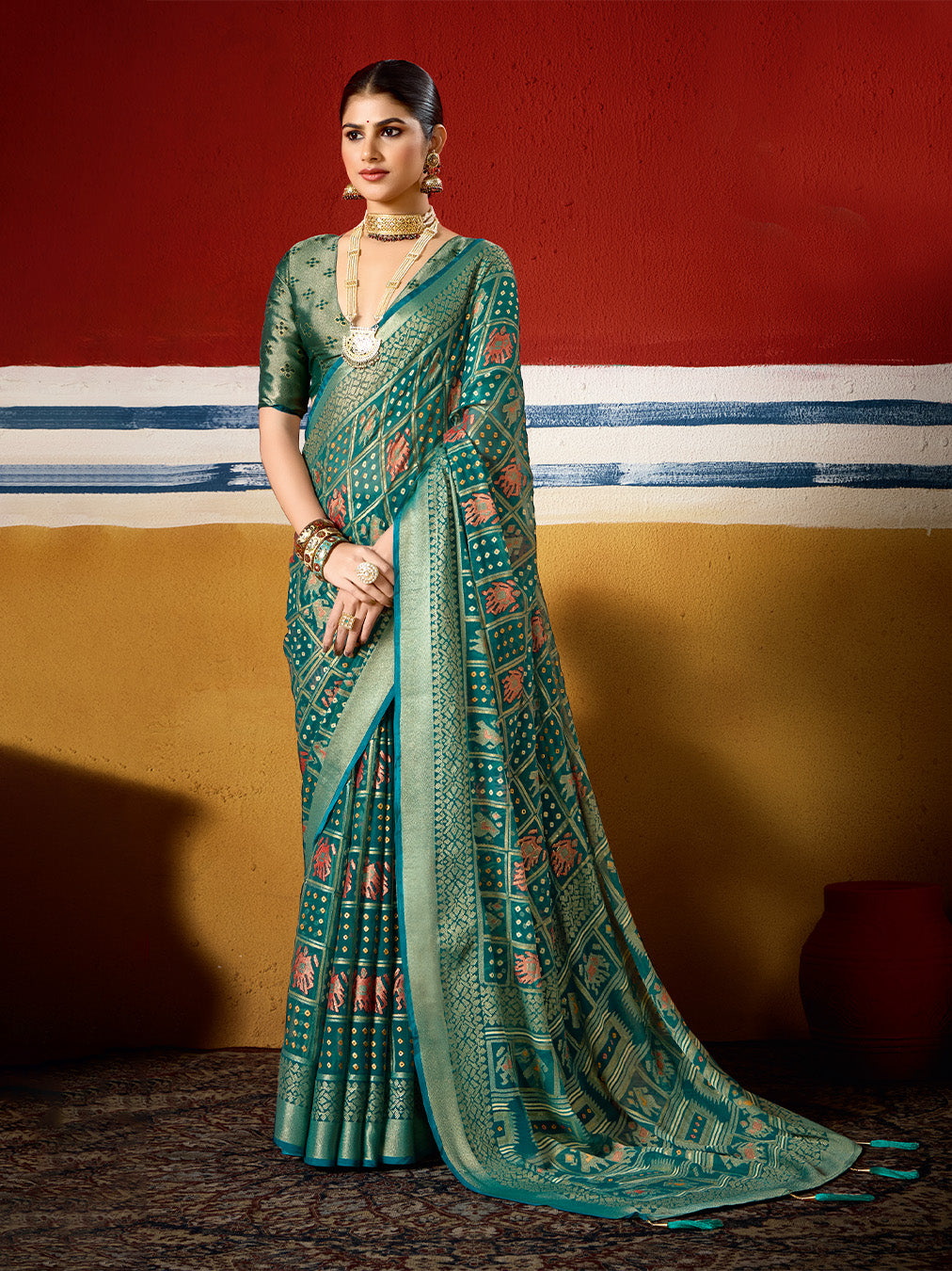Abstract Print Georgette Saree