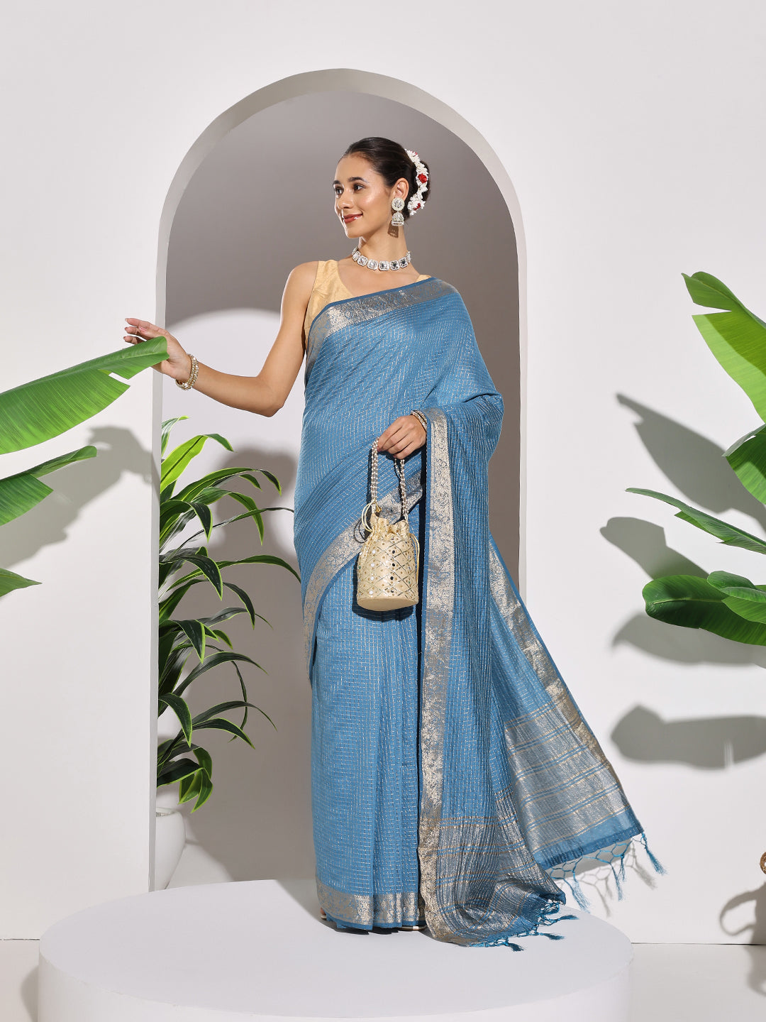 Zaari Jaal Tussar Saree