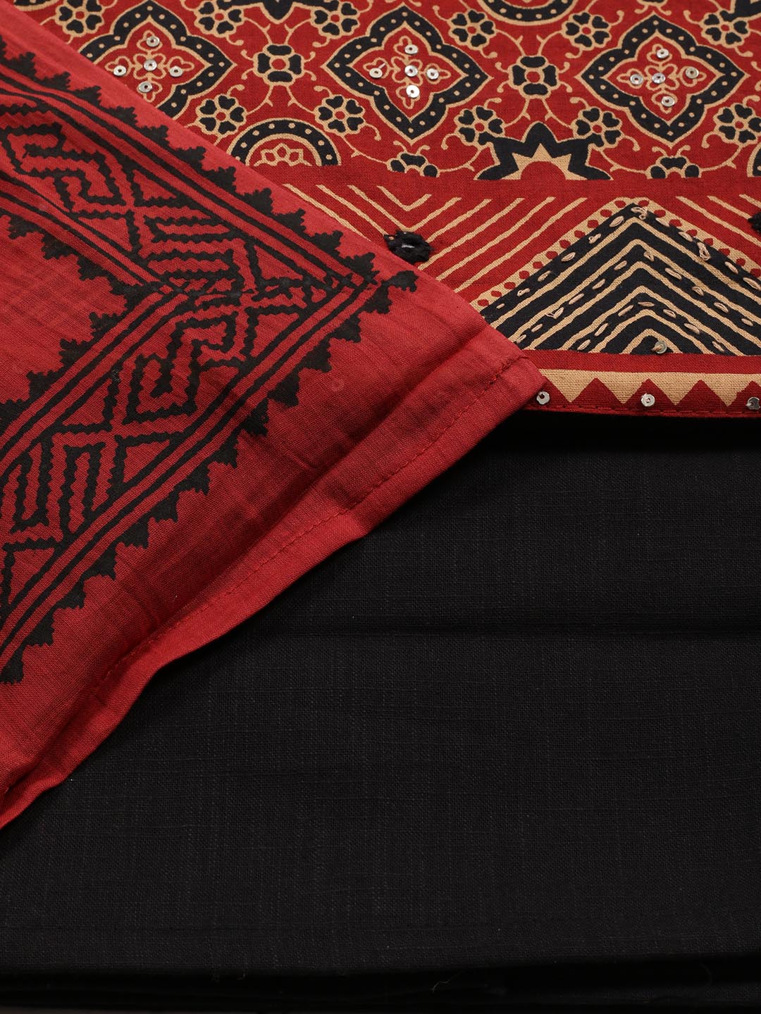 Printed Cotton Blend Unstitched Suit Piece With Dupatta