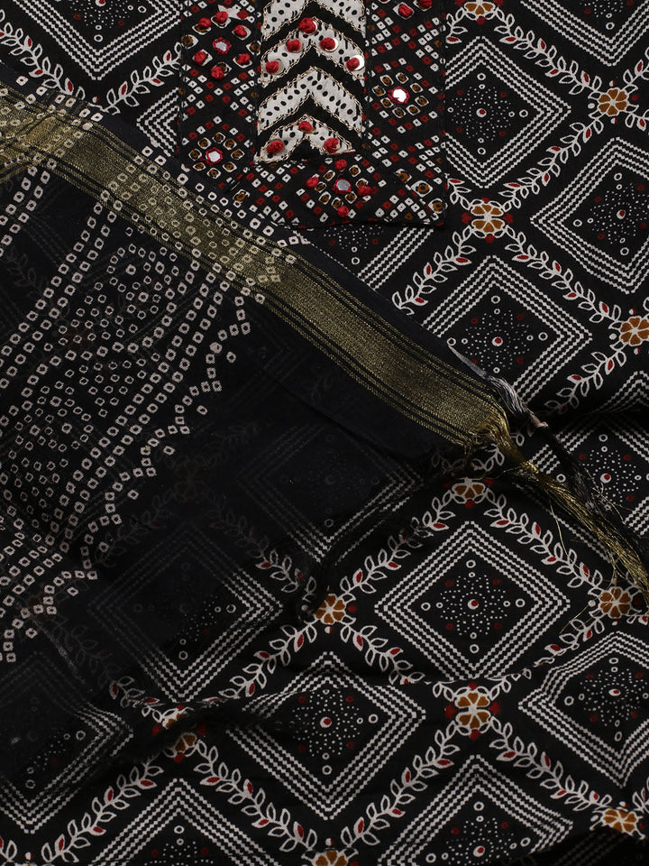 Neck Patti Cotton Blend Unstitched Suit Dupatta