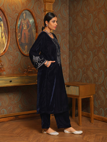 Zari Neck Embroidered Velvet Kurta With Pants