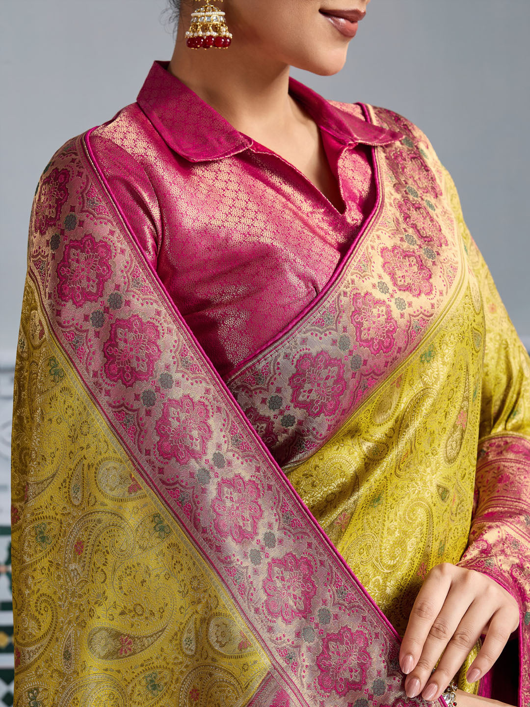 Woven Design Meenakari Kanjivaram Silk Saree