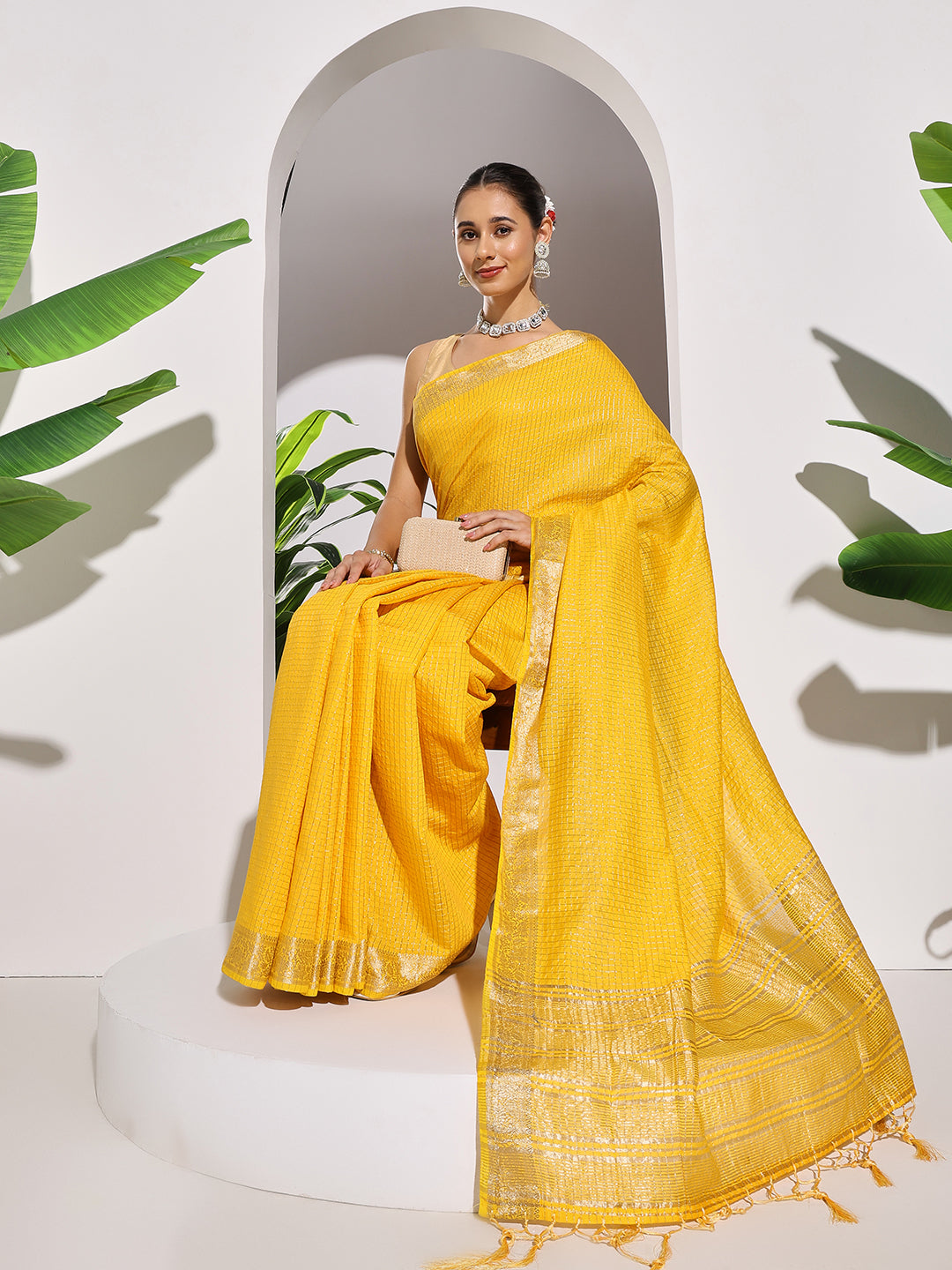 Zaari Jaal Tussar Saree