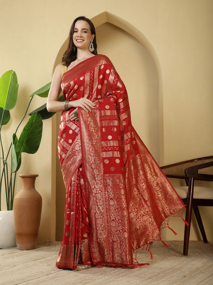 Zaari Jaal Crepe Saree