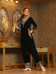 Zari Neck Embroidered Velvet Kurta With Pants