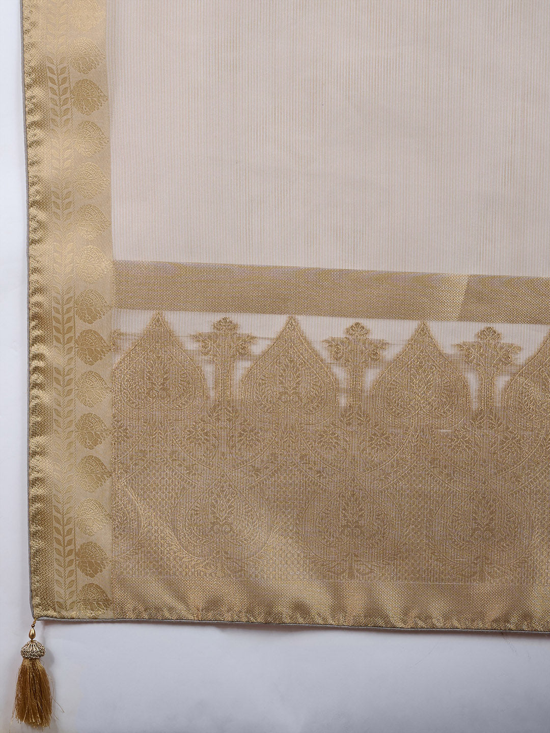 Woven Border Plain Art slik Saree