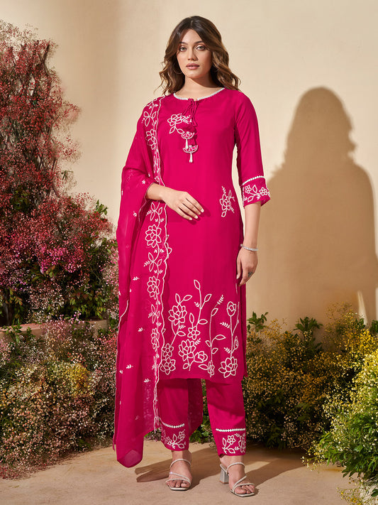 Embroidered Organza Kurta With Pants & Dupatta