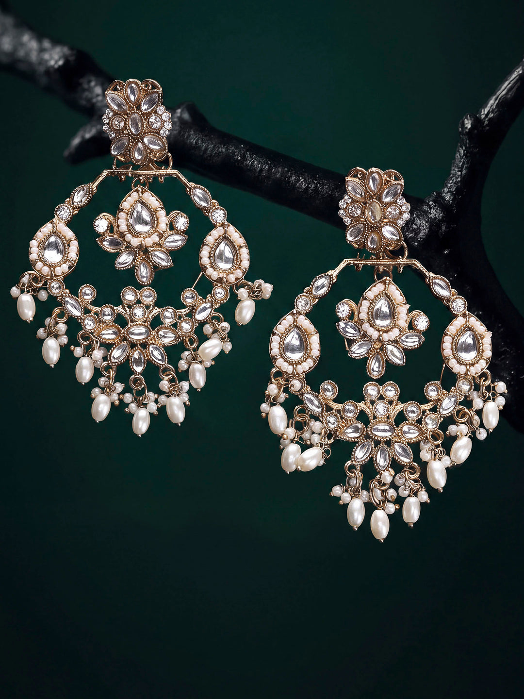 Gold White Jewellery Pair
