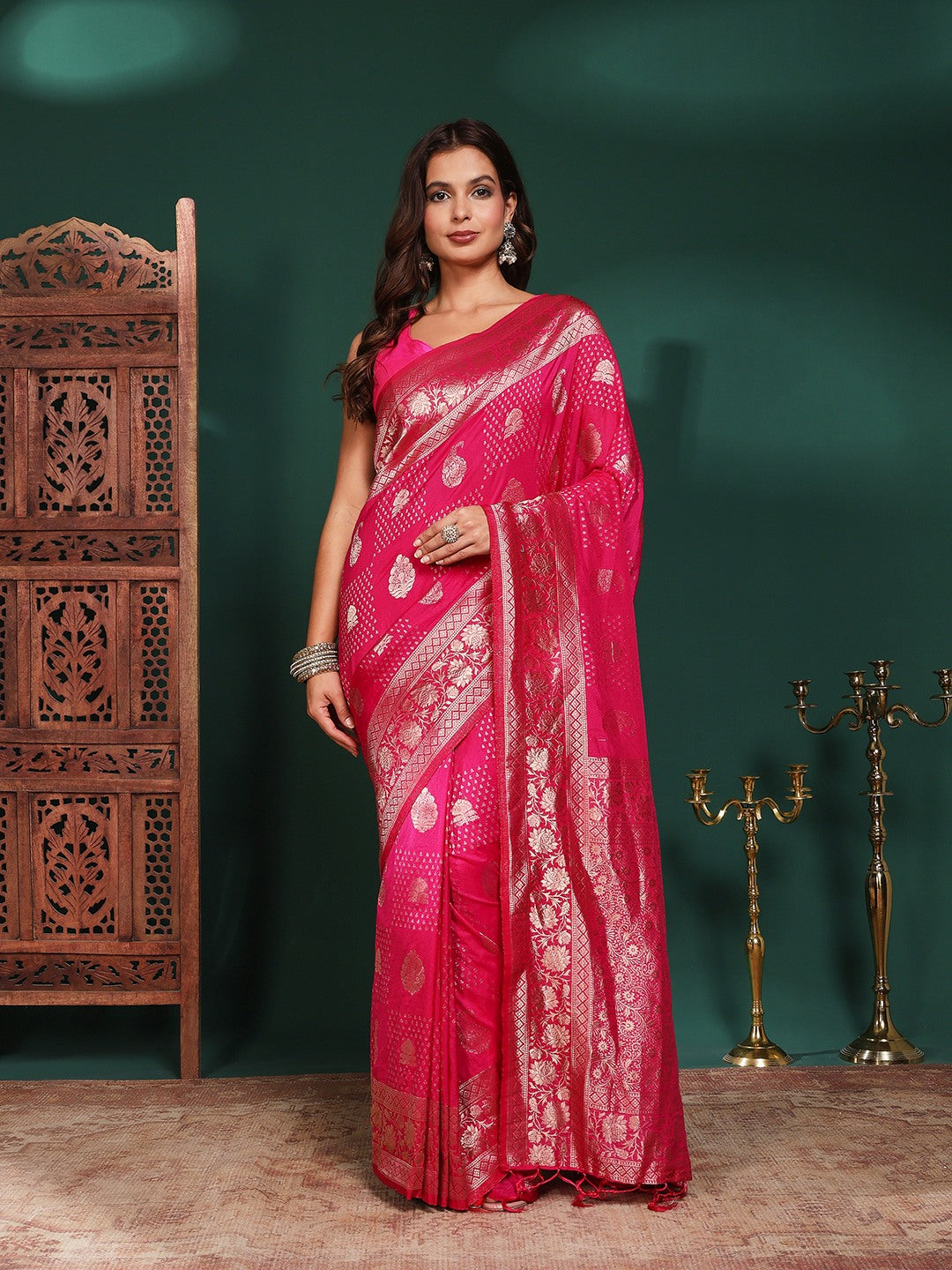 Plain Crepe Saree