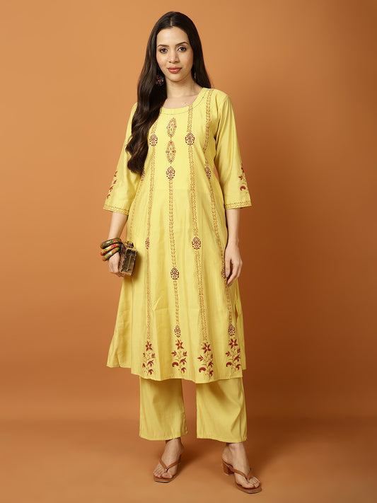 Neck Embroidered Cotton Blend Kurta