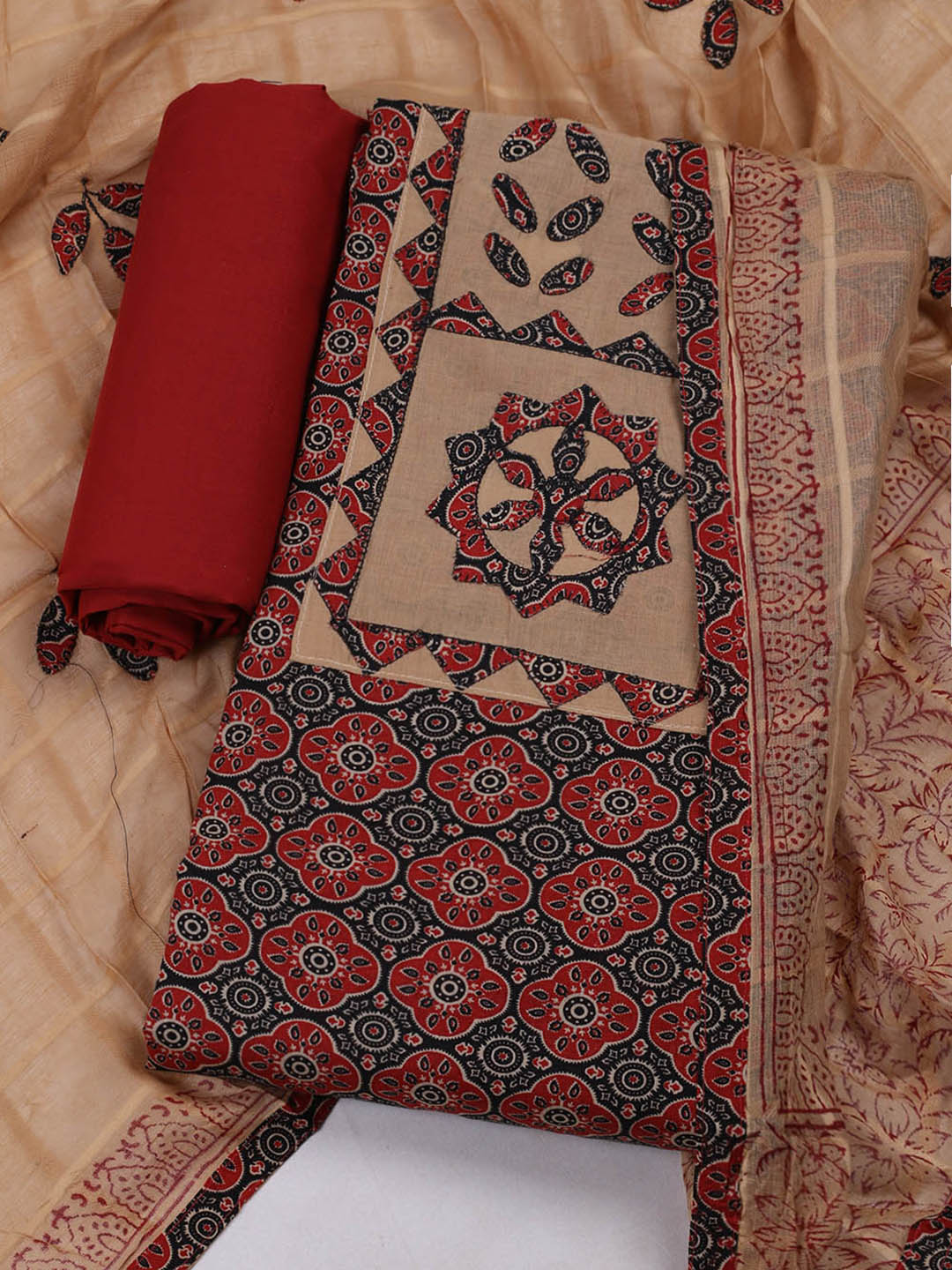 Printed Cotton Unstitched Suits Printed Suit With Pant &amp; Dupatta