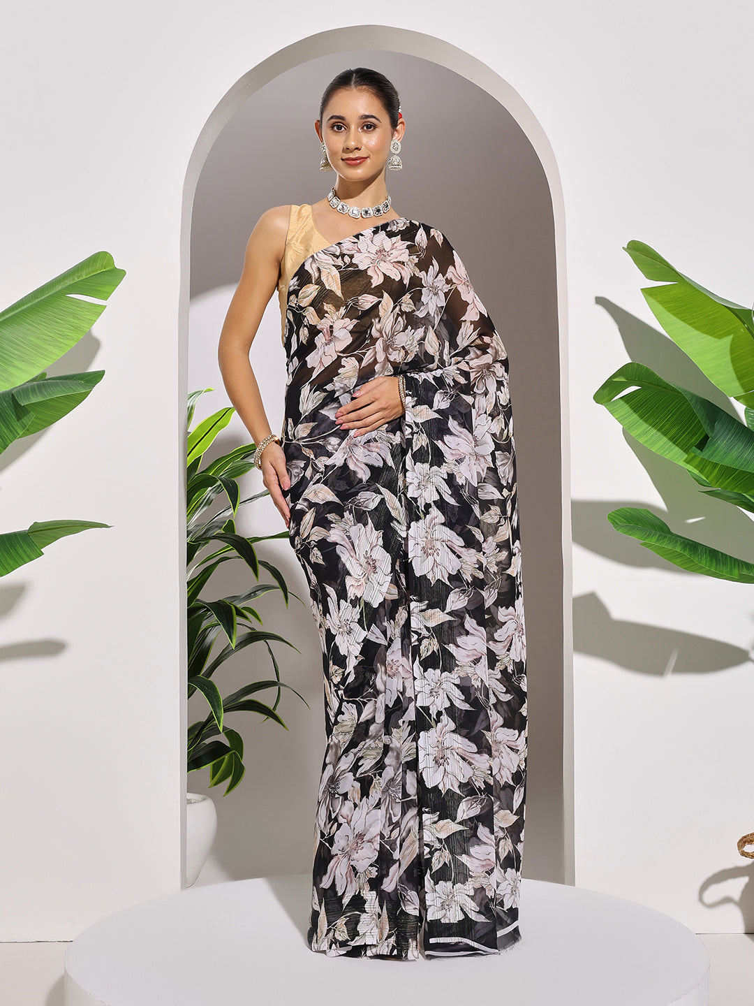 Floral Printed Georgette Saree