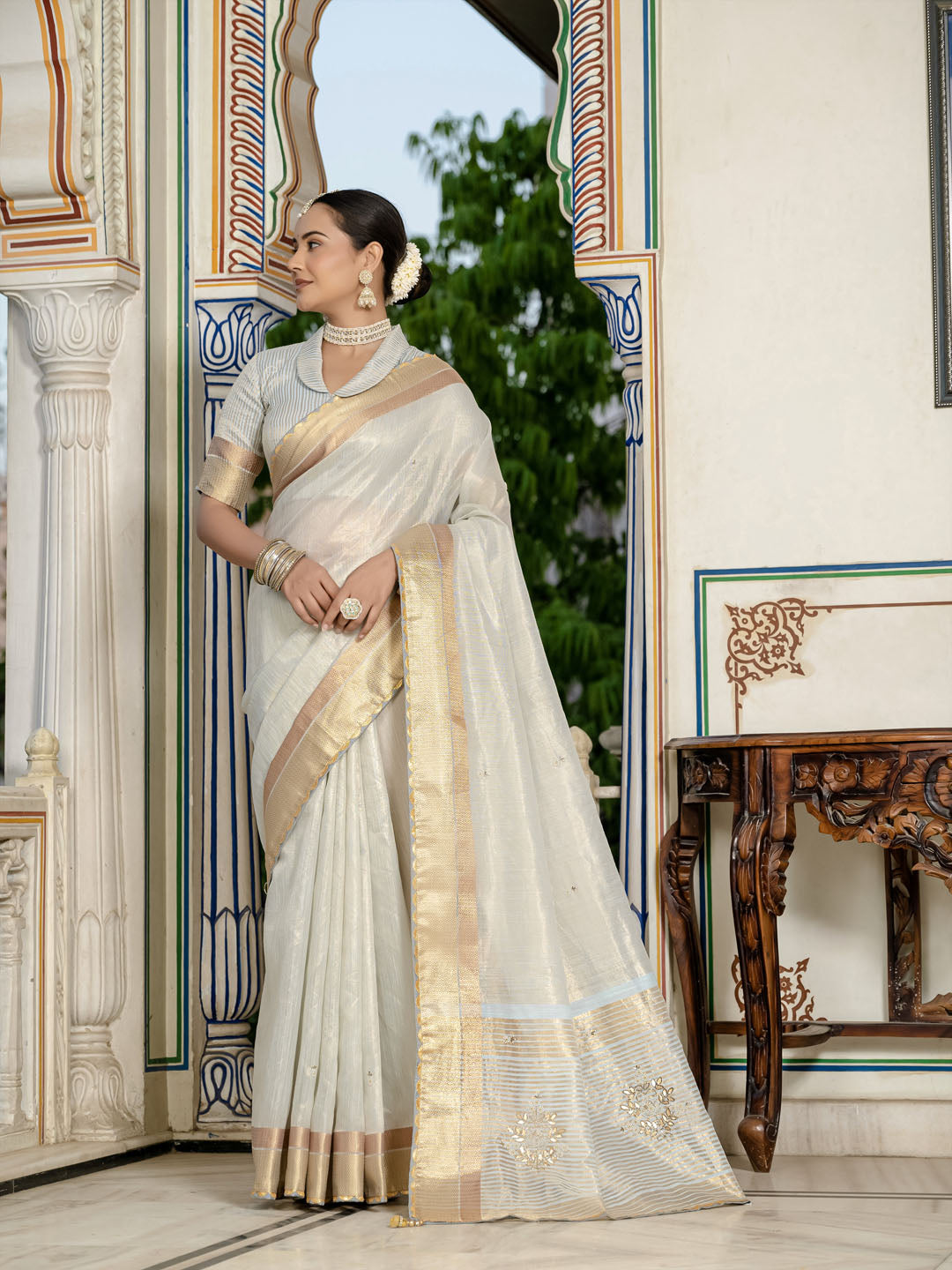 Embroidered Linen Blend Saree
