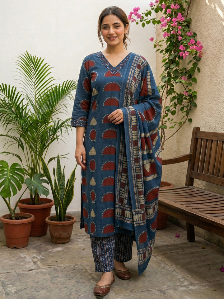Blue Embroidered Cotton Blend Straight Suit Set With Dupatta