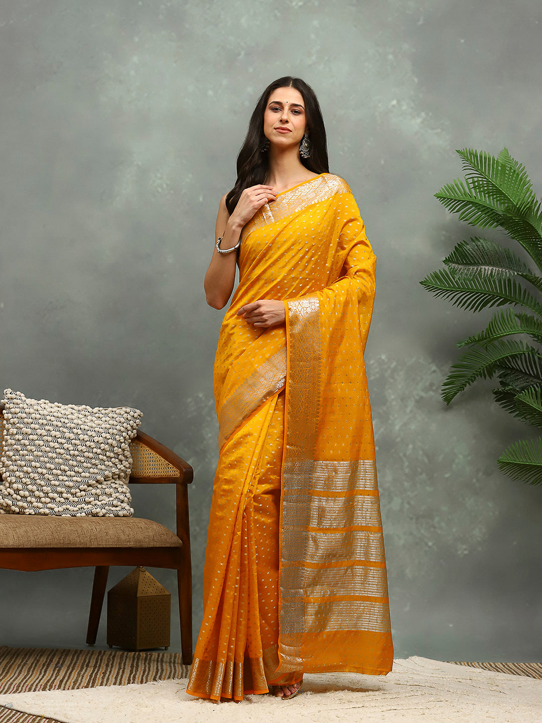 Zaari Border Art Silk Saree