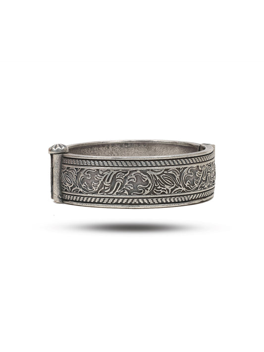 Silver Oxidized Bangle