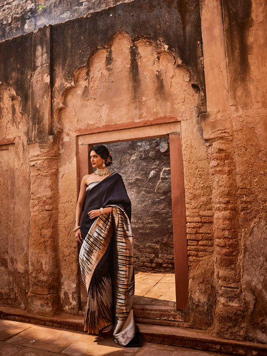 Plain Zari Border Banarasi Woven Saree