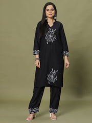 Resham Embroidery Cotton Blend Kurti With Pants