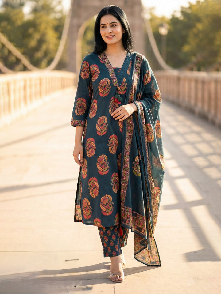 Green Cotton Blend Printed Straight Suit Set