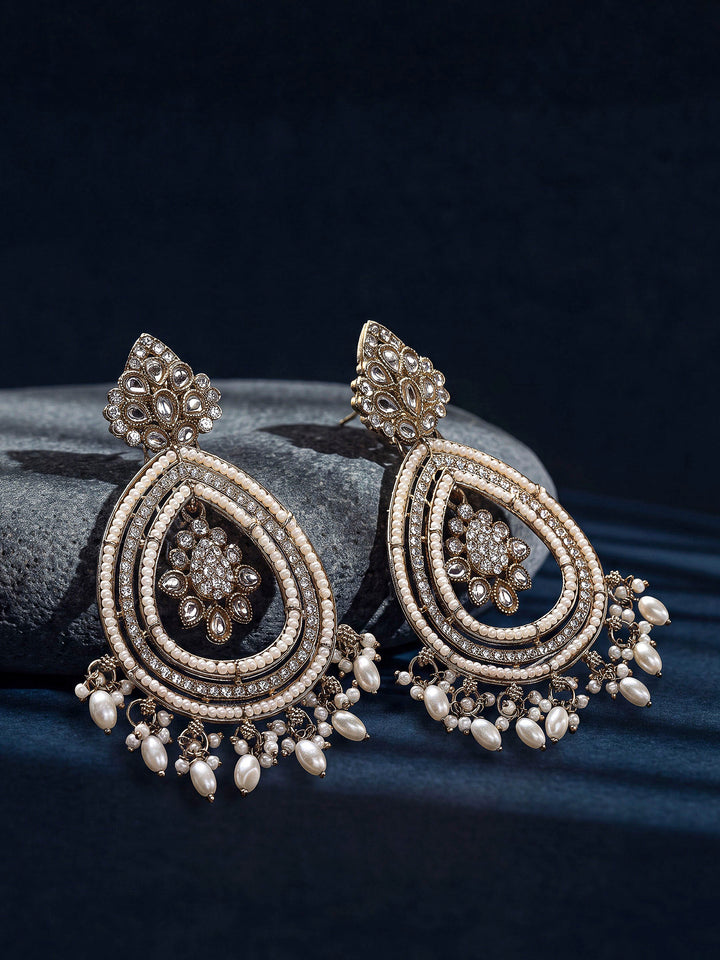 Gold White Jewellery Pair