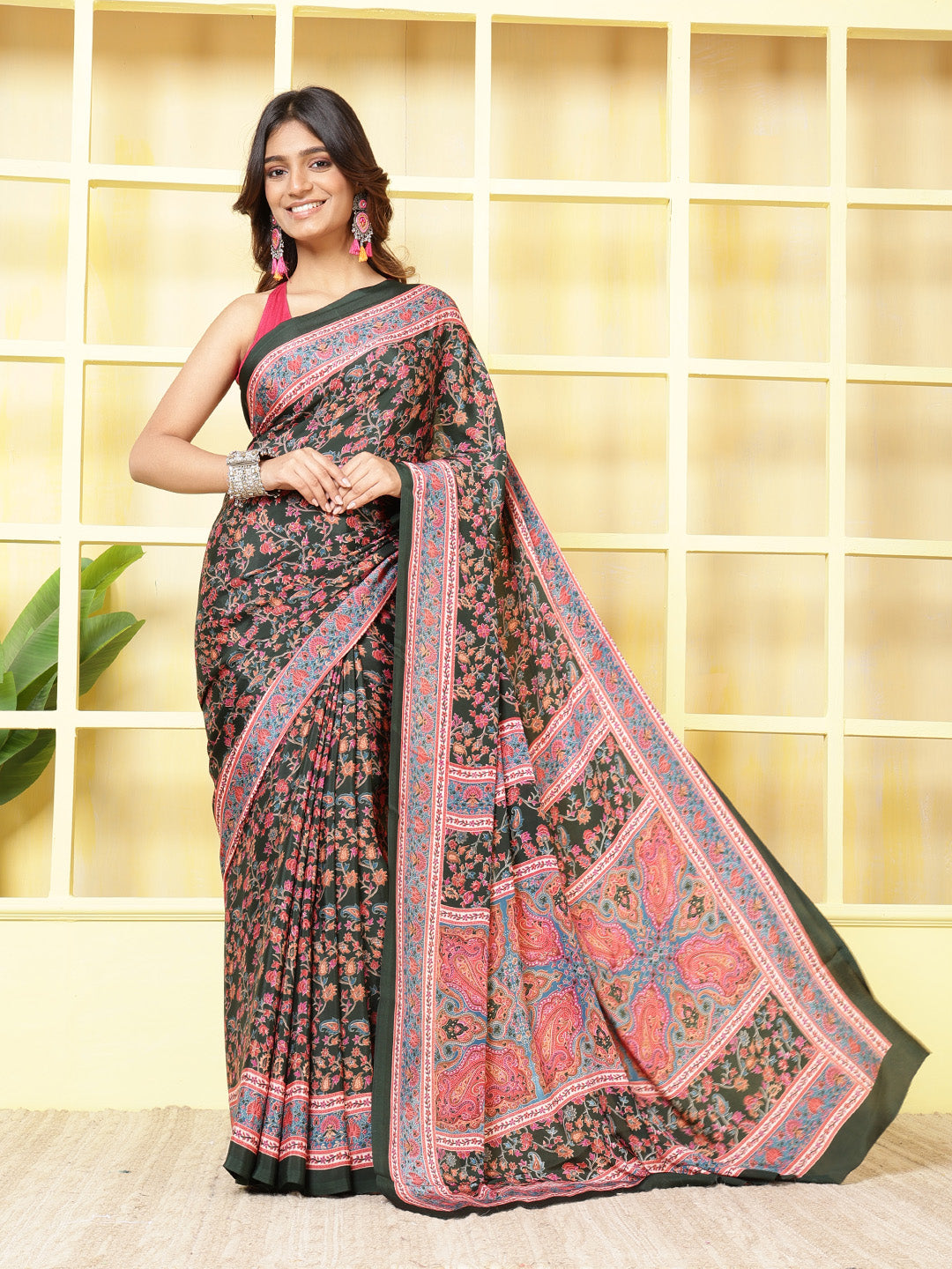 Floral Printed Crepe Saree