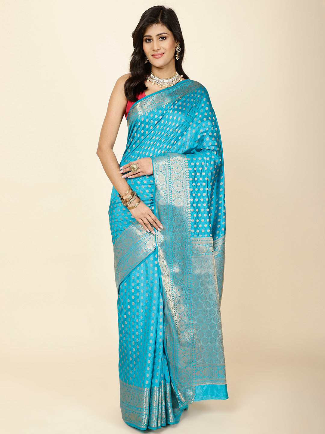 Zari Border Booti Woven Handloom Saree