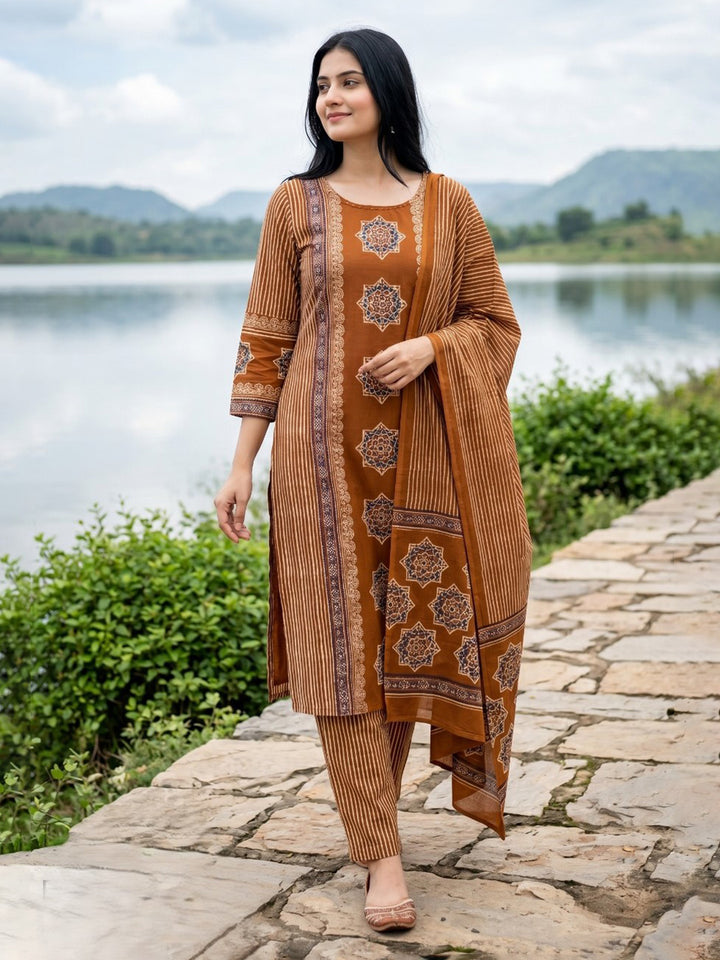 Mustard Printed Cotton Blend Straight Round Neck Suit Set