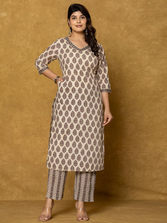 Printed Cotton Blend Kurta With Pants