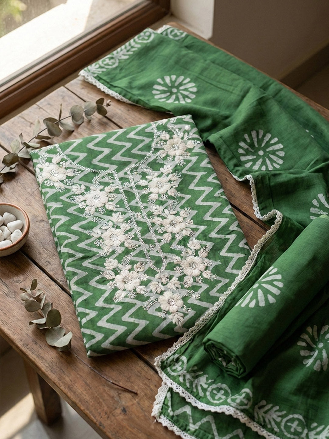 Printed Chanderi Unstitched Suit With Pant &amp; Dupatta