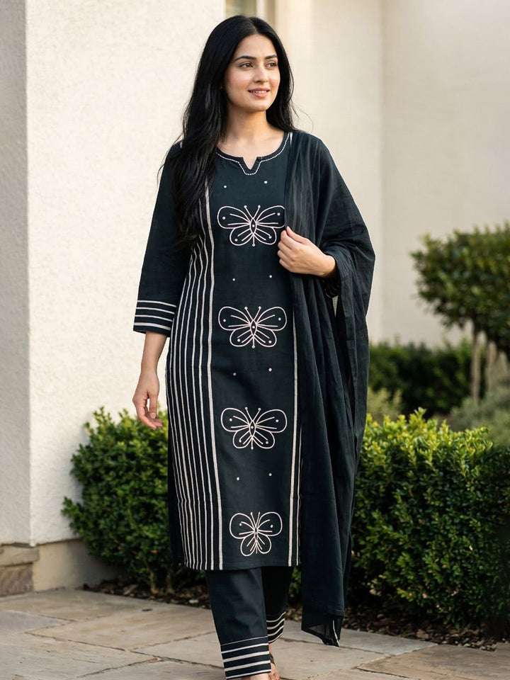 Green Printed Cotton Blend Straight Suit Set With Dupatta