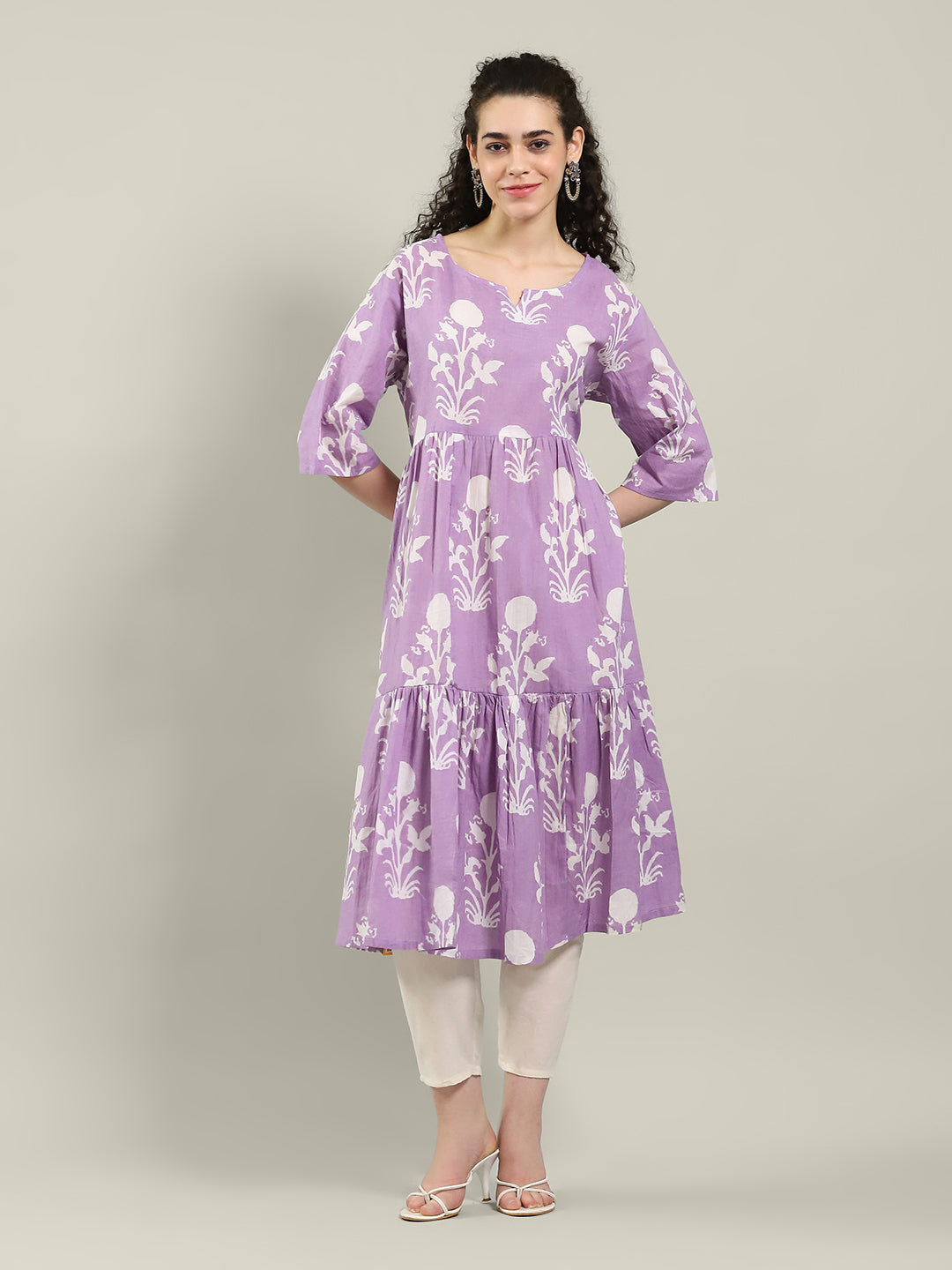 Neck Printed Cotton Blend Kurta
