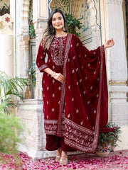 Neck Embroidered Velvet Kurta With Pants & Dupatta